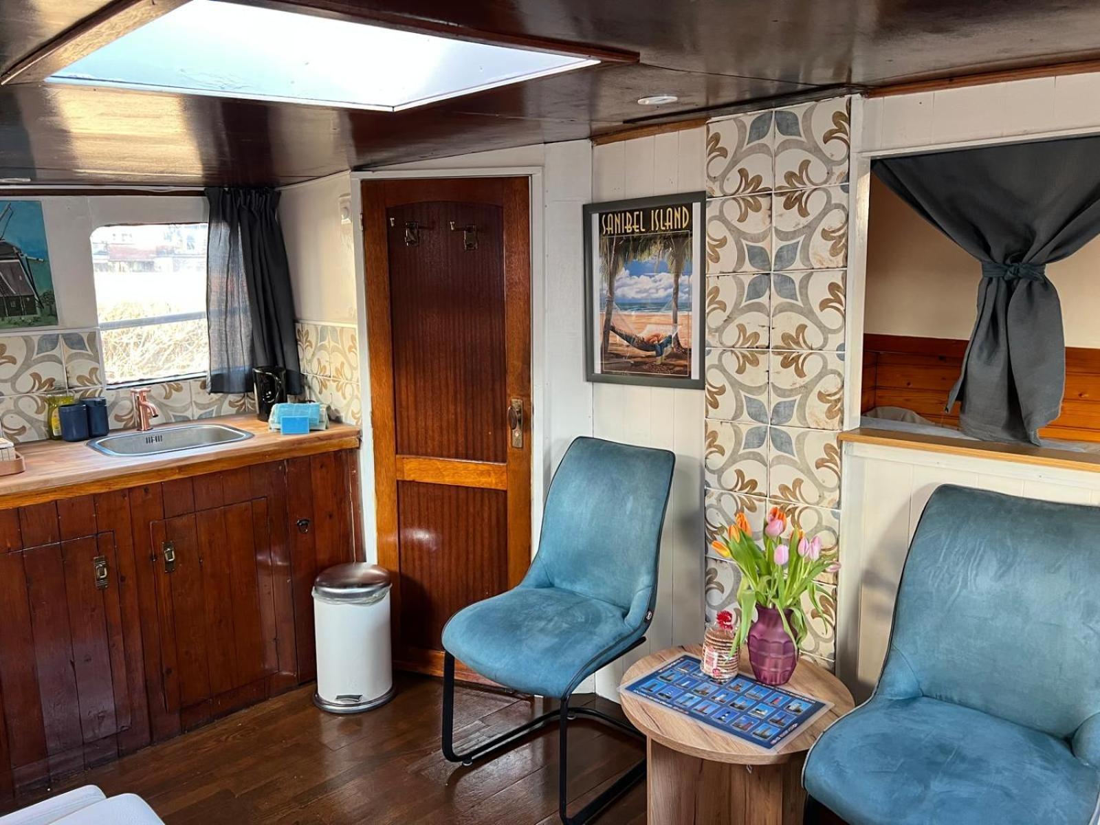 B&B Teddy "Prachtig Authentiek Woonschip Uit 1912, 15 Minuten Van Amsterdam" Wormer Buitenkant foto